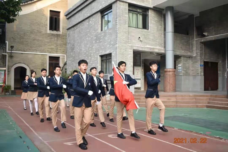 广东华侨中学2020学年第二学期开学典礼升旗仪式_副本.jpg