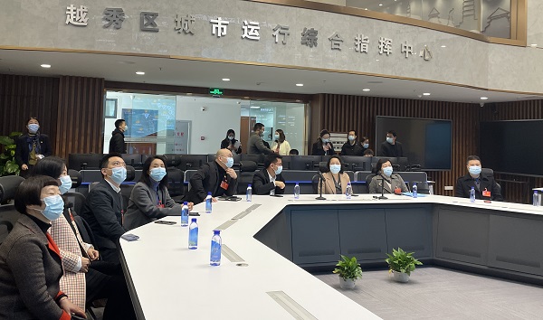 黄永青带队审查部门裁剪图（挂网）.jpg