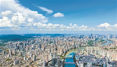 广州警方启动夏夜治安巡查宣防集中统一行动