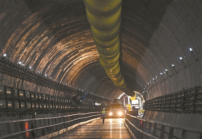 深江铁路 海底攻坚