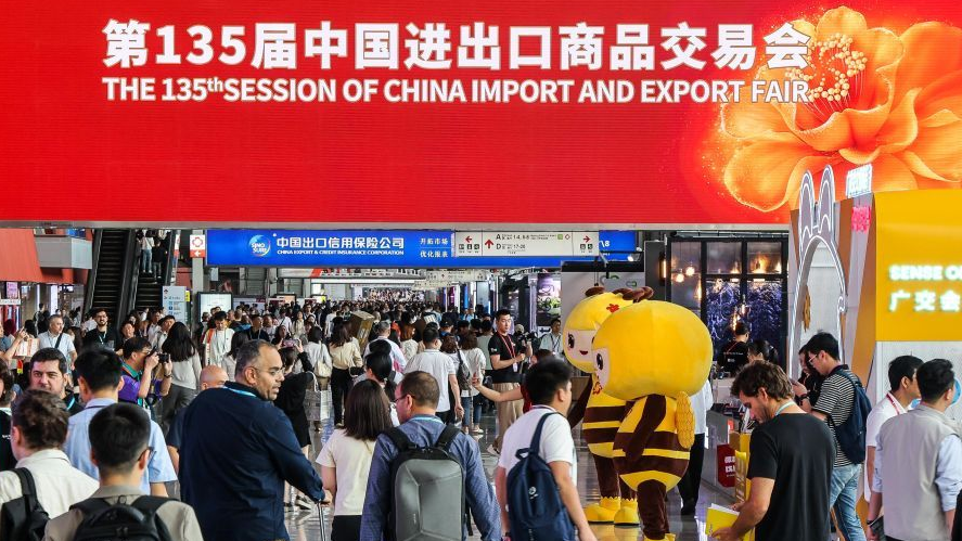 广交会参展展品陆续复运出境