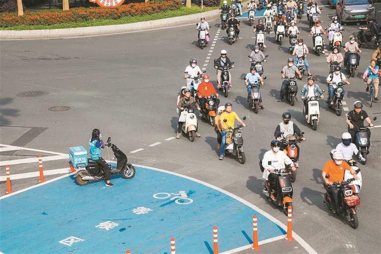 12814600_huangwx_1729776512737_s