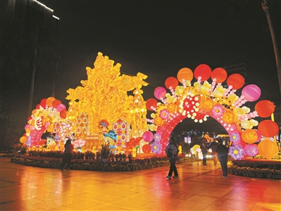 花灯亮起来 英歌舞起来