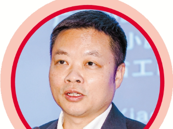 “小鹏汽车”董事长何小鹏谈AI人才