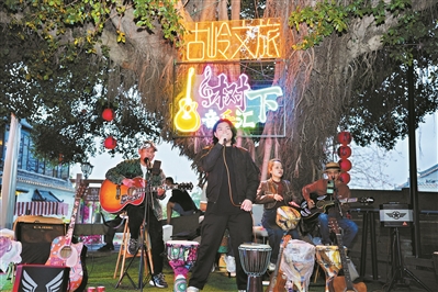 游古村 赏古建 听讲古