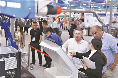广交会第一期4月19日闭幕 中国“智造”硬核实力吸引大批采购商到会