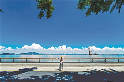 南沙湾滨海岸线慢行道全线贯通 预计国庆节前可对市民开放