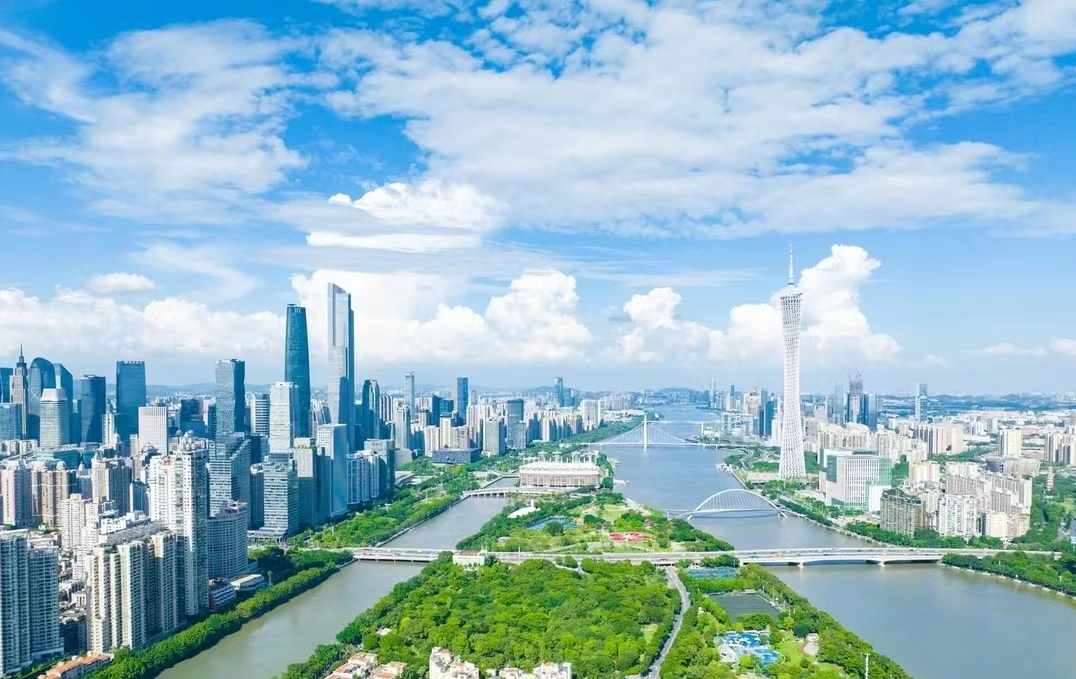 广州市委常委会召开会议