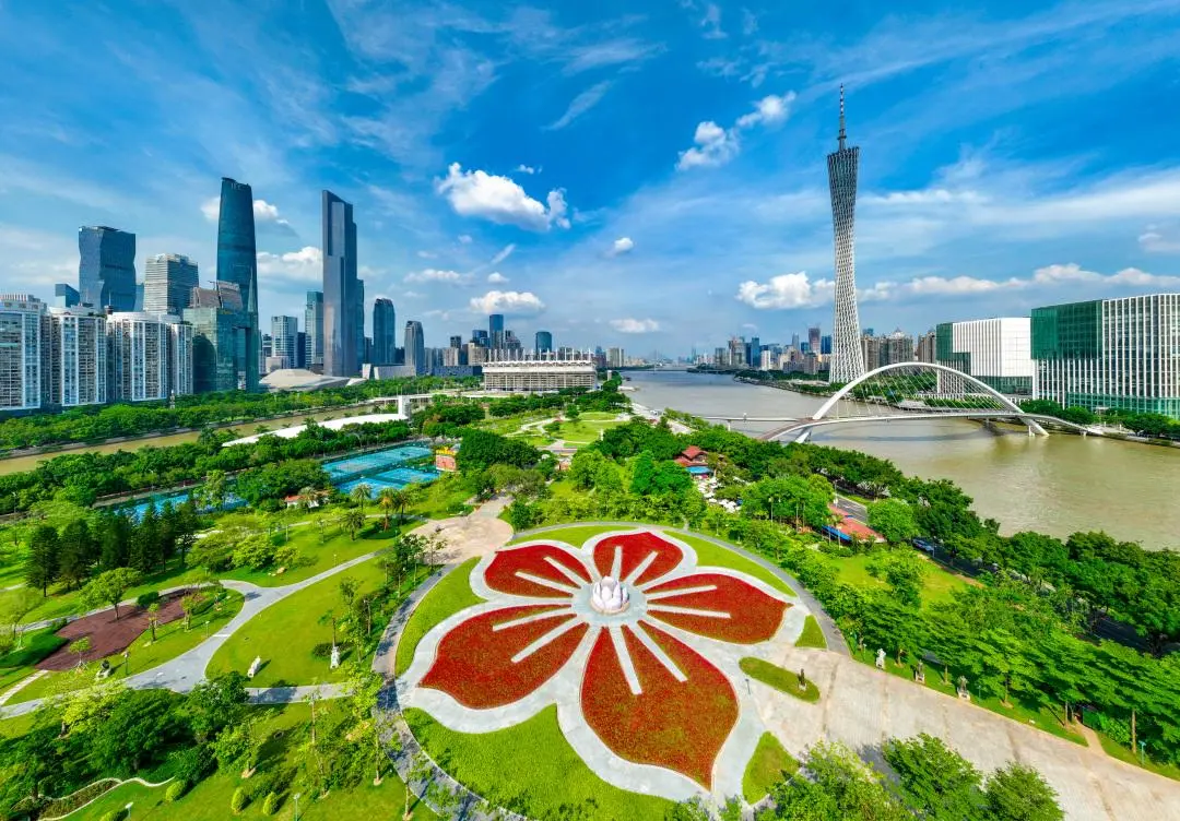 广州代表团开放团组活动上 省人大代表为城市发展贡献“金点子”