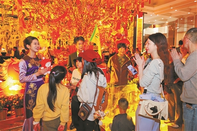 年轻人接父母来穗过年 部分高端定制团人均消费超万元