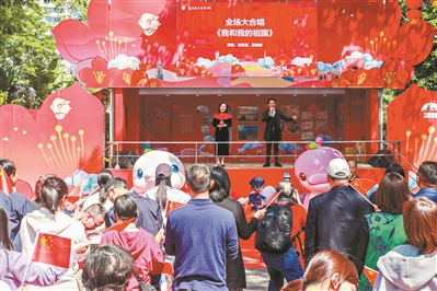 “英雄花开英雄城”大篷车巡展在海珠广场举行