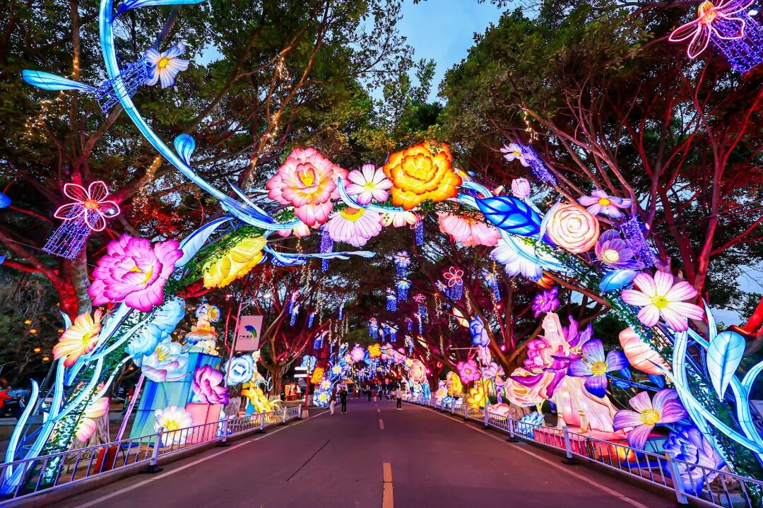 好消息！四月起本地居民半价游灯会