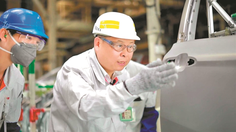 广州市庆祝“五一”国际劳动节暨劳动模范、先进工作者和先进集体表彰大会4月29日召开