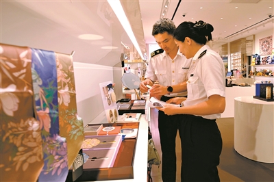 机场口岸出入境半年破千万人次