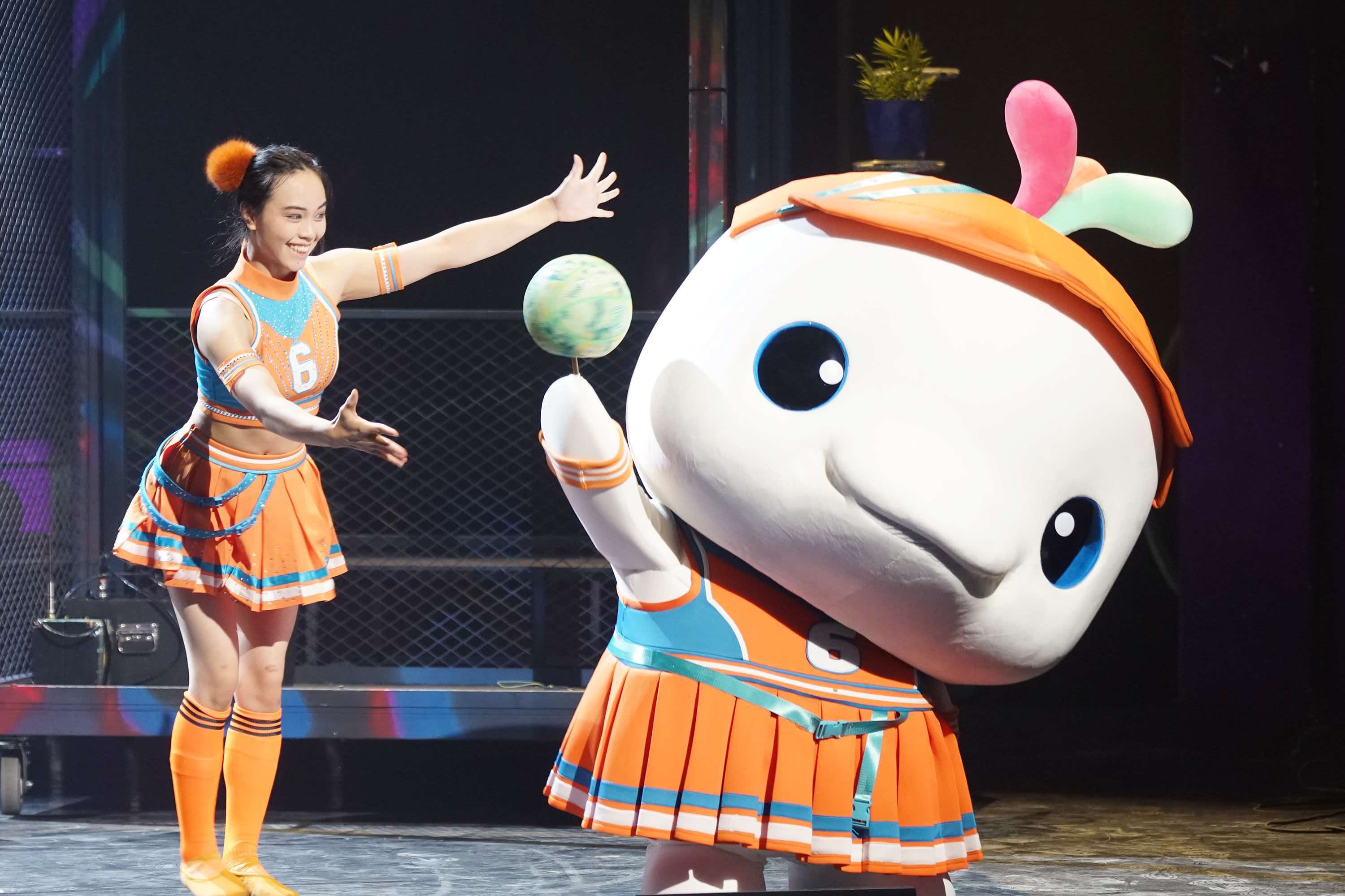 广州本土爆款IP上新！“大湾鸡”续作《萌动奇迹—U Show》试演顺利举行4.jpg