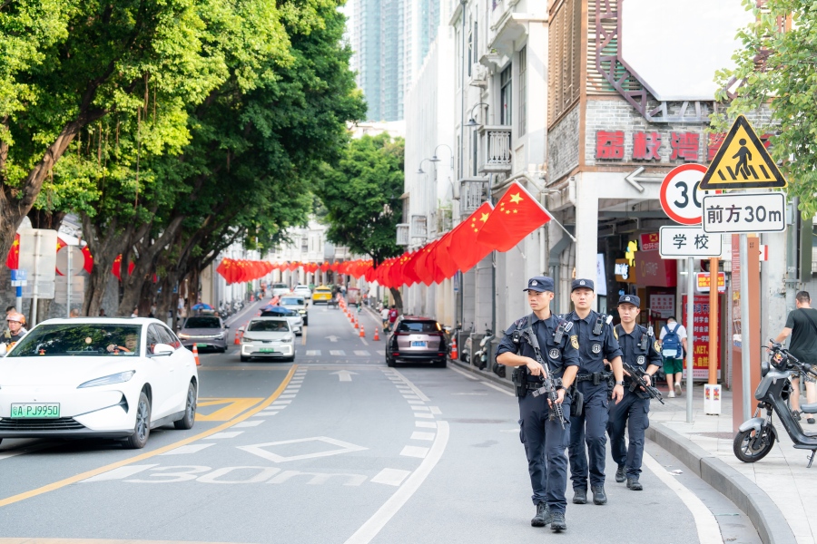 广州扎实推进深化扫黑除恶专项斗争